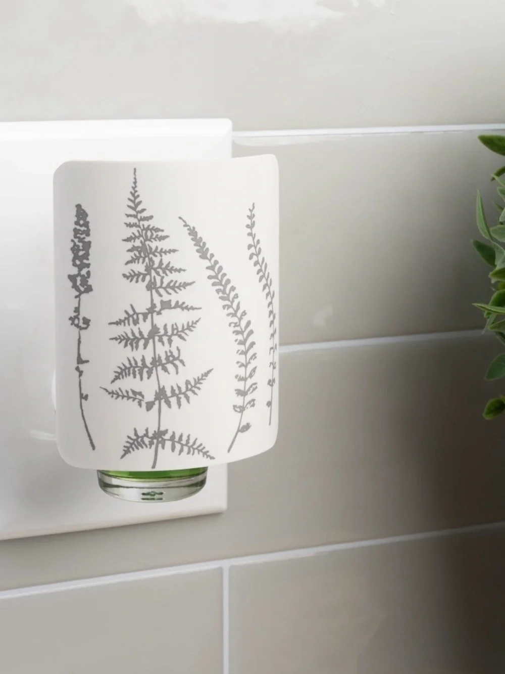Mainstays White Fragrance Plug with Gray Fern Motif